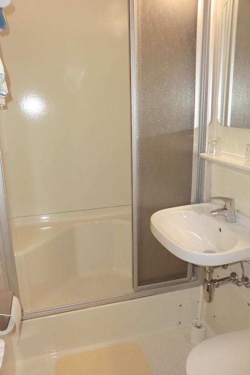 Weisses Roessl Werfen Hotel Kamer foto