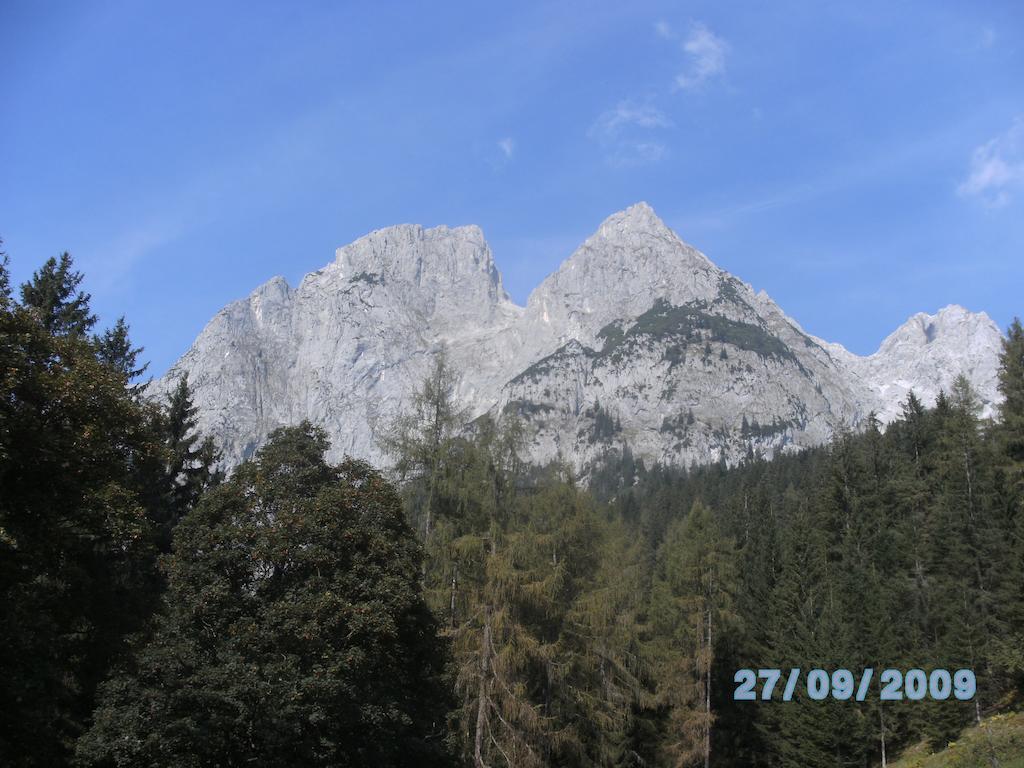 Weisses Roessl Werfen Hotel Buitenkant foto